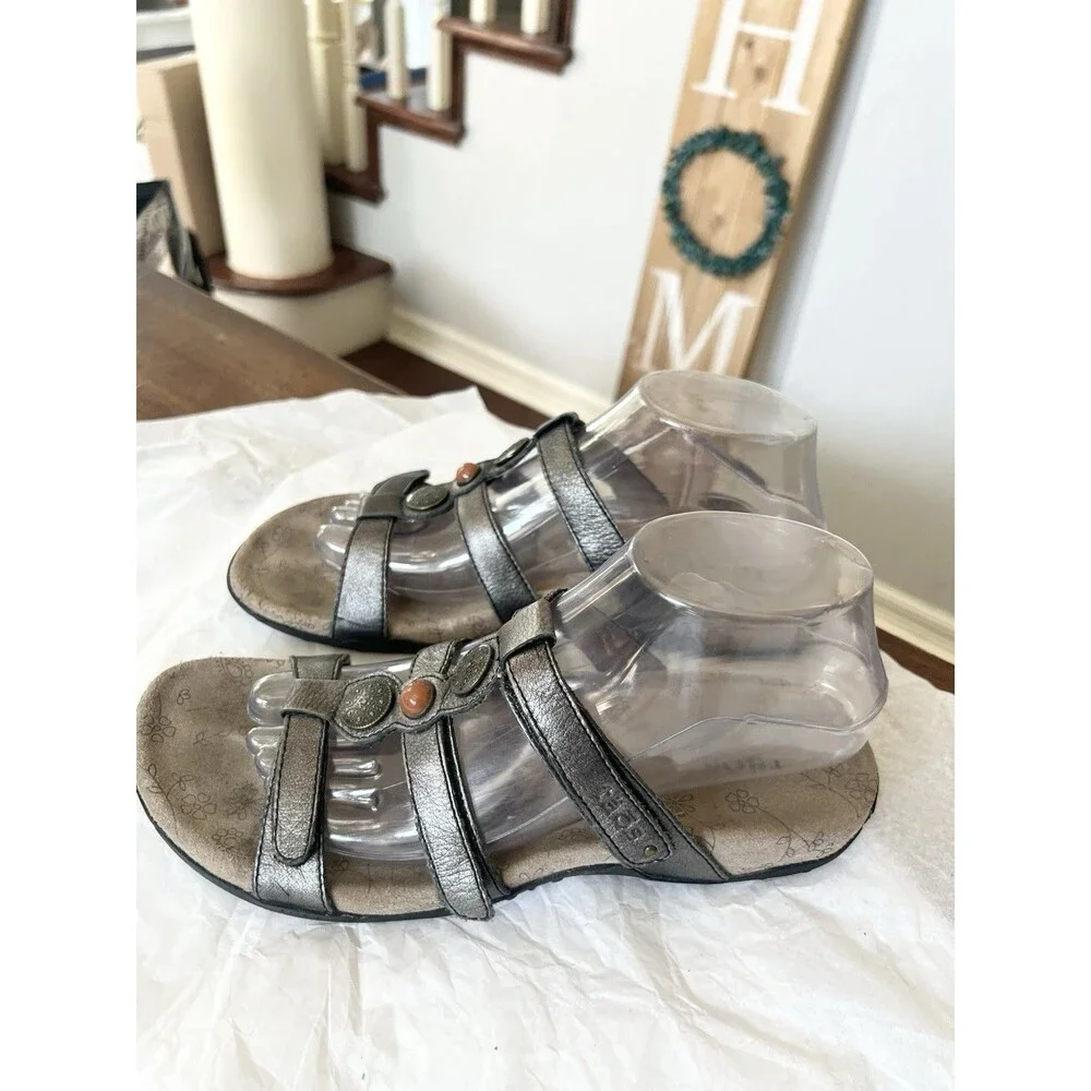 Taos Footwear Metallic Pewter Leather Strappy Slide Sandals